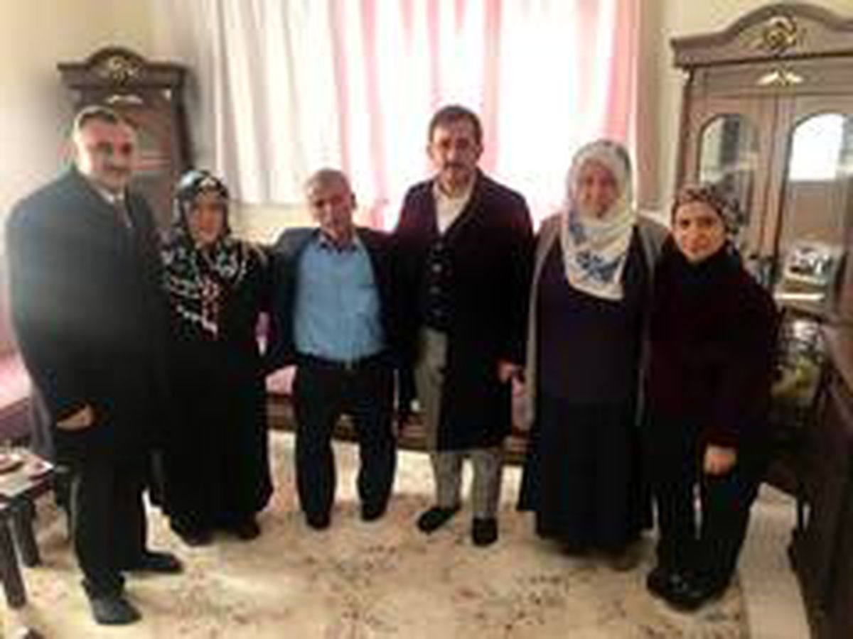 Aksu ve Cabbar\'dan şehit evine ziyaret