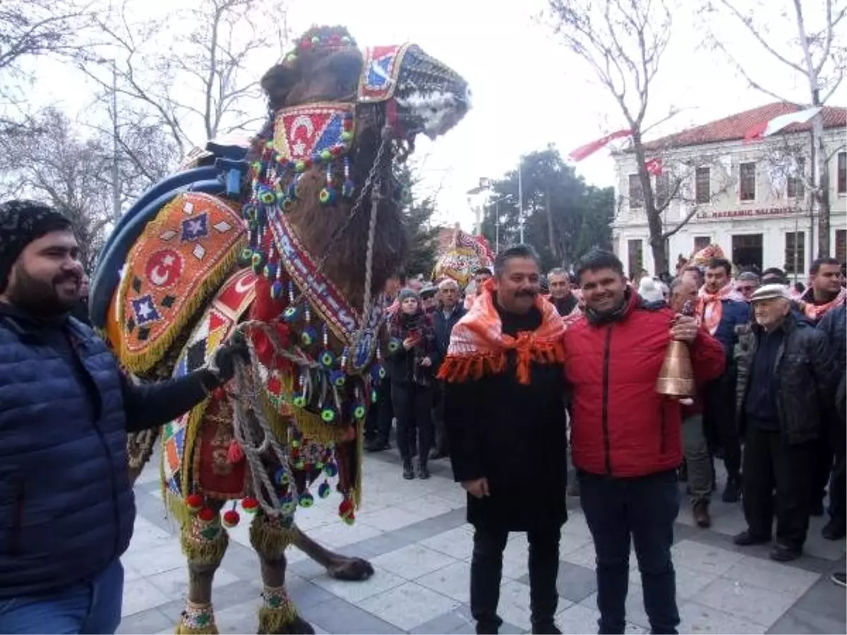 Bayramiç\'te en güzel deve yarışması düzenlendi