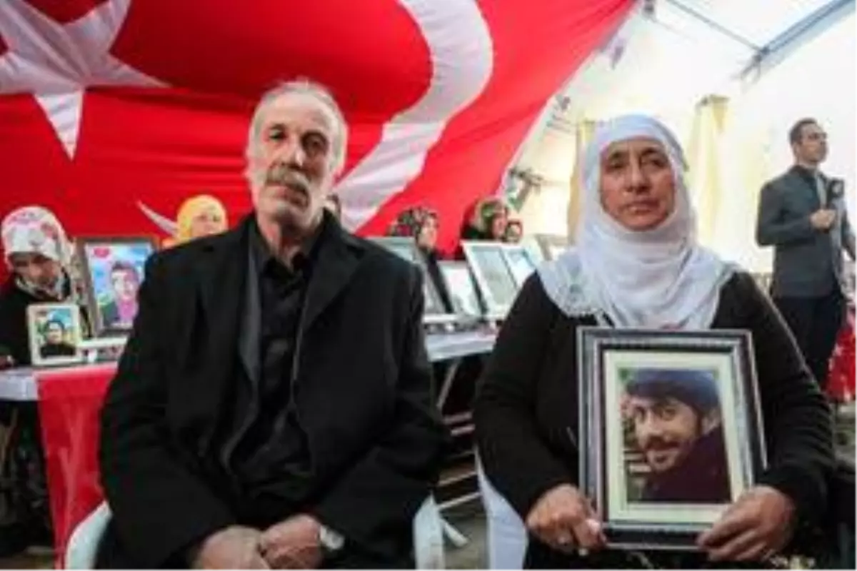 Diyarbakır annelerinin oturma eylemine 2 aile daha katıldı