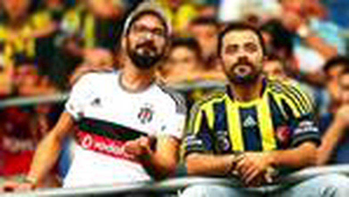 Fenerbahçeli taraftarlar "Beşiktaş kazanır" diyor! Dev maçın heyecanını misliyle yaşa...