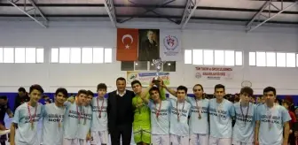 Kaş'ta futsal heyecanı sona erdi