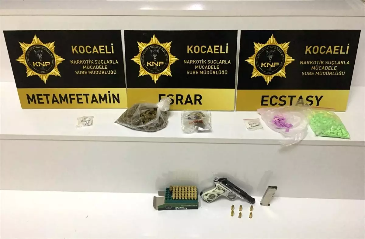 Kocaeli\'de uyuşturucu operasyonunda yakalanan 5 şüpheli tutuklandı