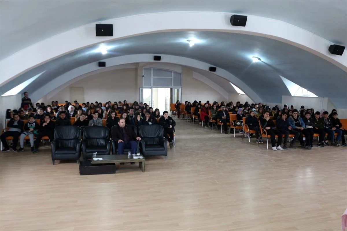 Kulu\'da lise öğrencilerine yönelik seminer düzenlendi