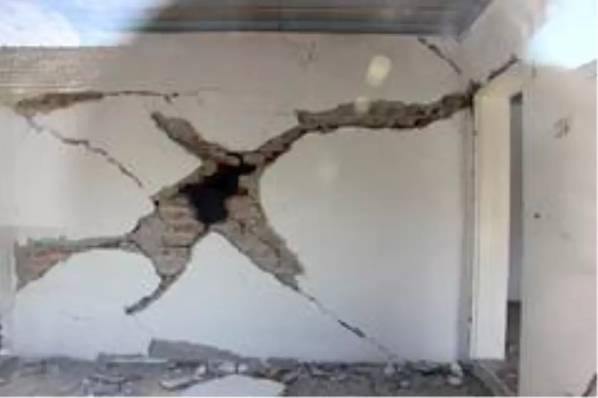 Manisa\'da son 16 saatte 44 deprem