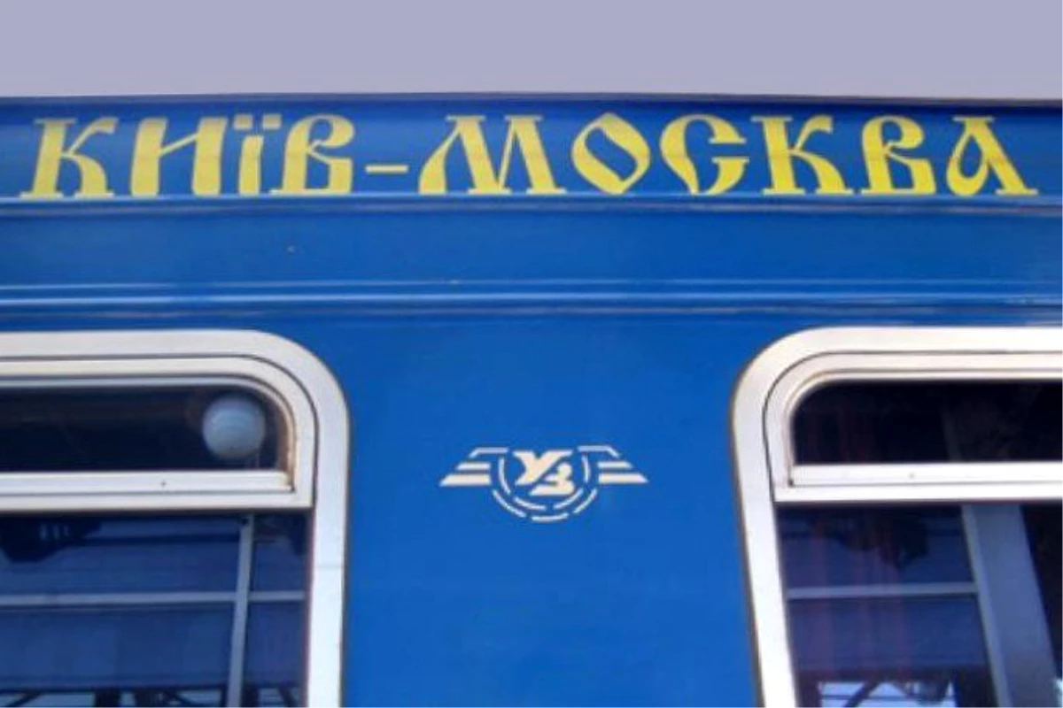 Rusya\'da karantinaya alınan Ukrayna treni, ülkeye geri döndü