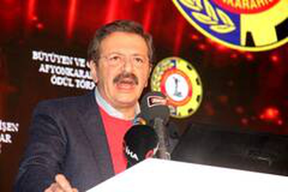 TOBB Başkanı Hisarcıklıoğlu: "Türkiye\'deki teknolojik değişime dünyayla aynı zamanda yarışa...