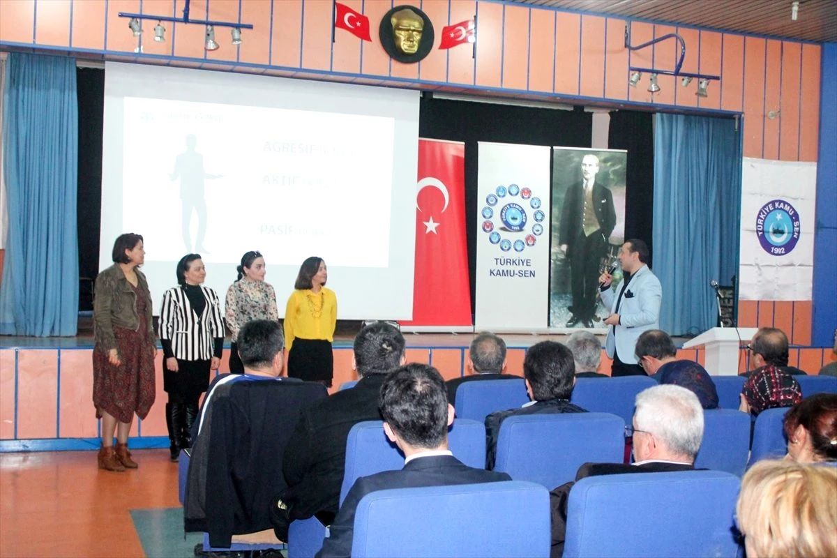 Türkiye Kamu-Sen\'den kişisel gelişim semineri