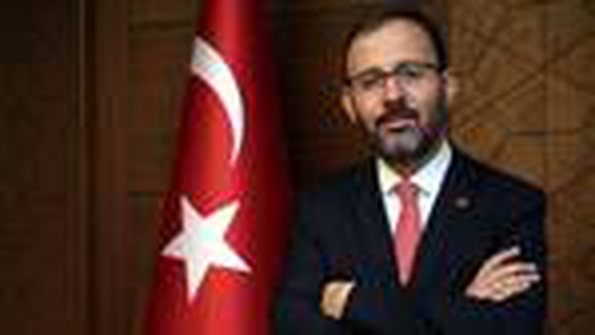 Bakan Kasapoğlu\'ndan Fenerbahçe-Galatasaray derbisi için yorum!