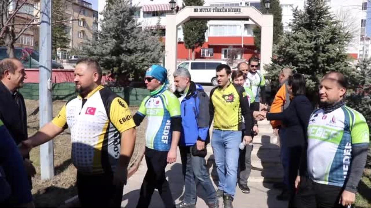 Bisikletliler Edirne\'den Çanakkale\'ye şehitlik toprağı götürecek
