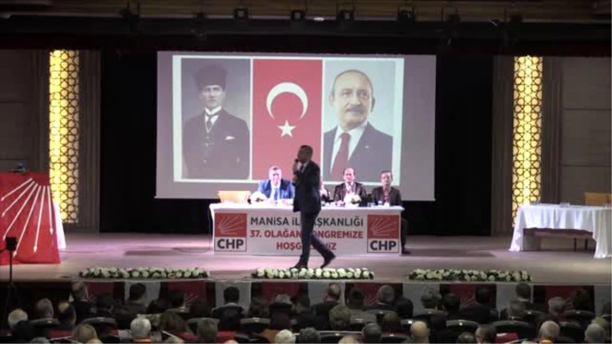 CHP\'li Özel, partisinin Manisa İl Kongresi\'nde konuştu