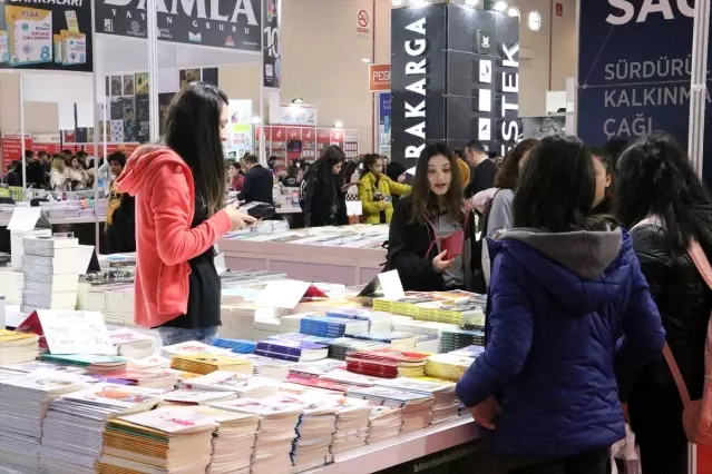 Karadeniz 6. Kitap Fuarı’nda son gün yoğunluğu - Son Dakika