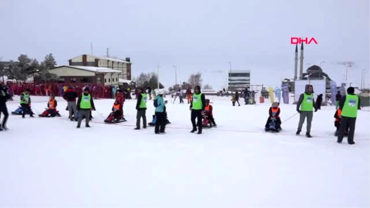 Kayseri erciyes\'te eşler arası \'artık çekilmez oldun\' kızak yarışması