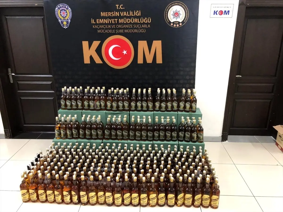 Mersin\'de sahte içki operasyonunda 2 şüpheli yakalandı