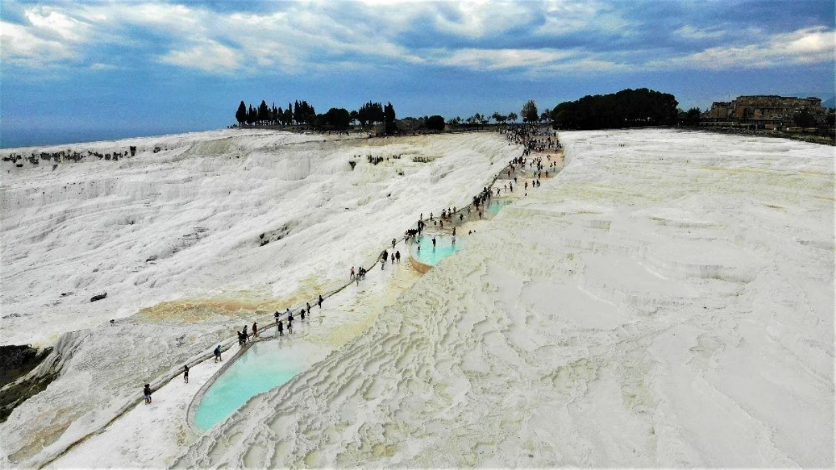 Pamukkale giriş ücreti 80 TL oldu, Denizlililer karara tepki gösterdi