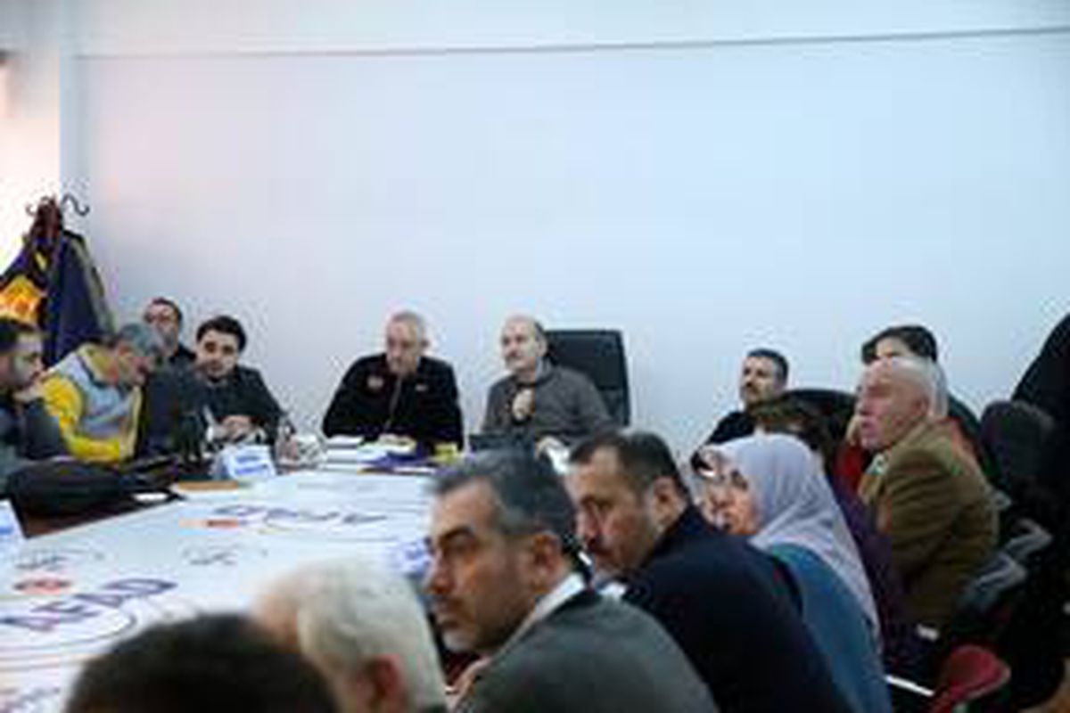 Soylu: "(İran\'daki deprem) AFAD ekiplerimiz Van Özpınar köyüne ulaştı, diğerlerine ulaşmak üzere....