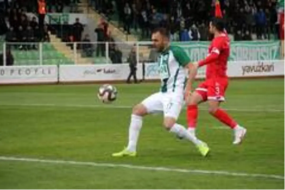 TFF 1. Lig: Giresunspor: 0 - EH Balıkesirspor: 2 (İlk yarı sonucu)