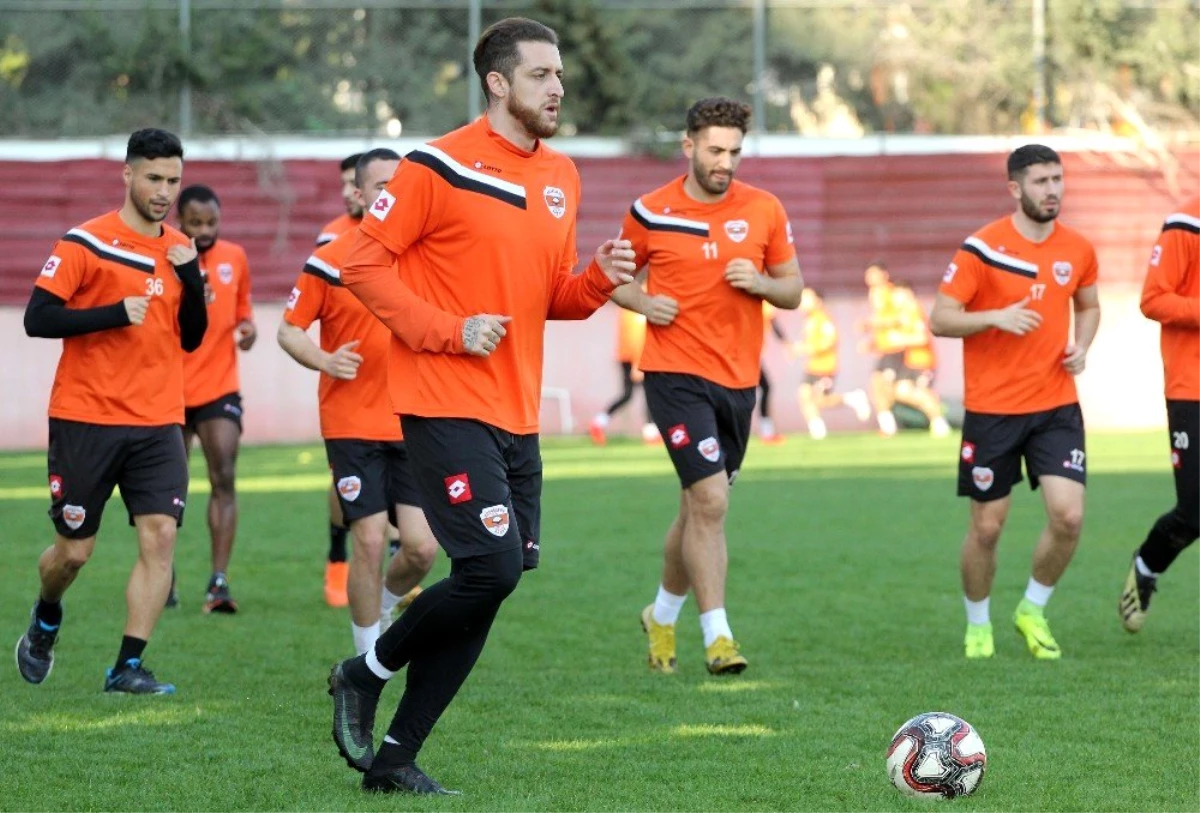 Adanaspor\'da Ümraniyespor maçı hazırlıkları başladı