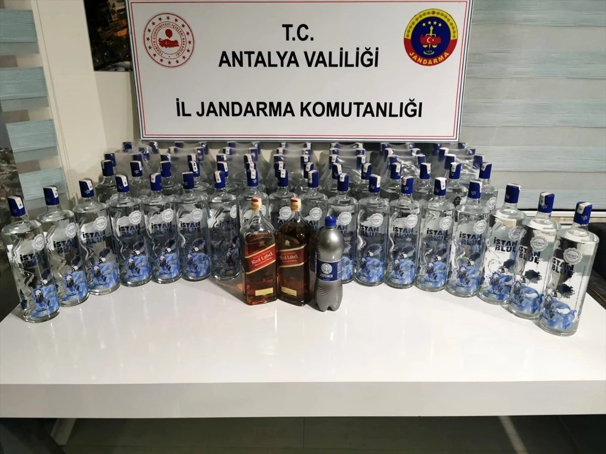 Antalya\'da bardan içki çalan şüpheli tutuklandı