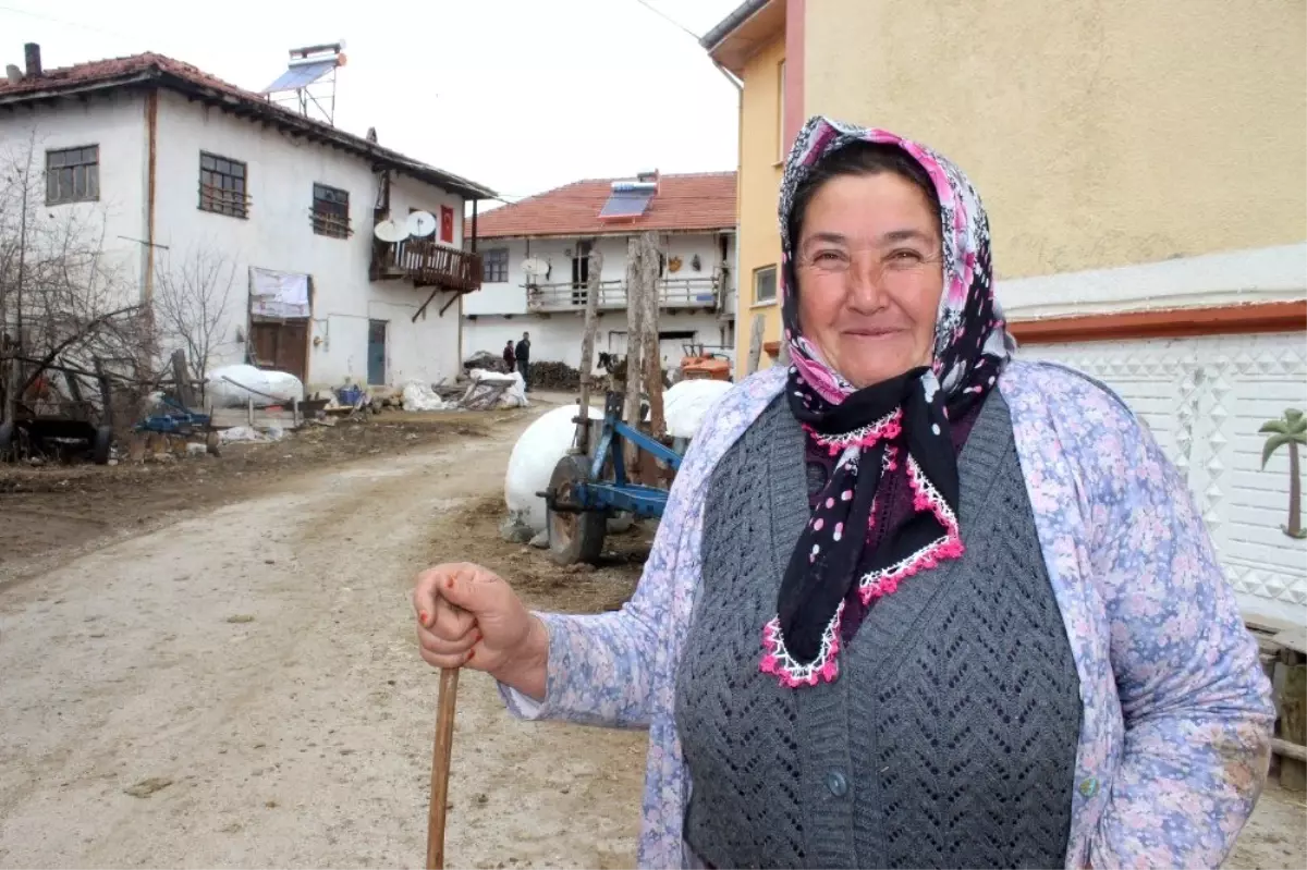 Çatlayan barajdan dolayı boşaltılan köylerde hayat normale döndü