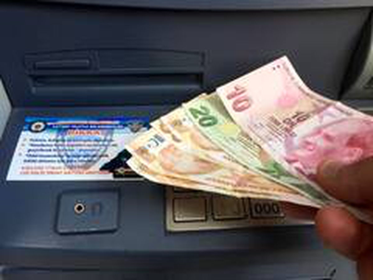 Dolandırıcıların oyununa karşı insanlar \'ATM\' ile uyarılıyor