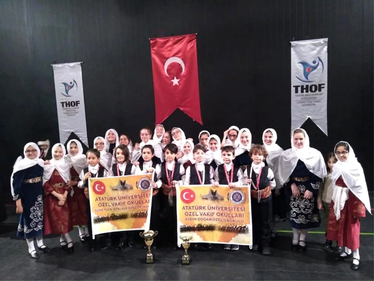 Erzurum\'da halk oyunları rüzgarı