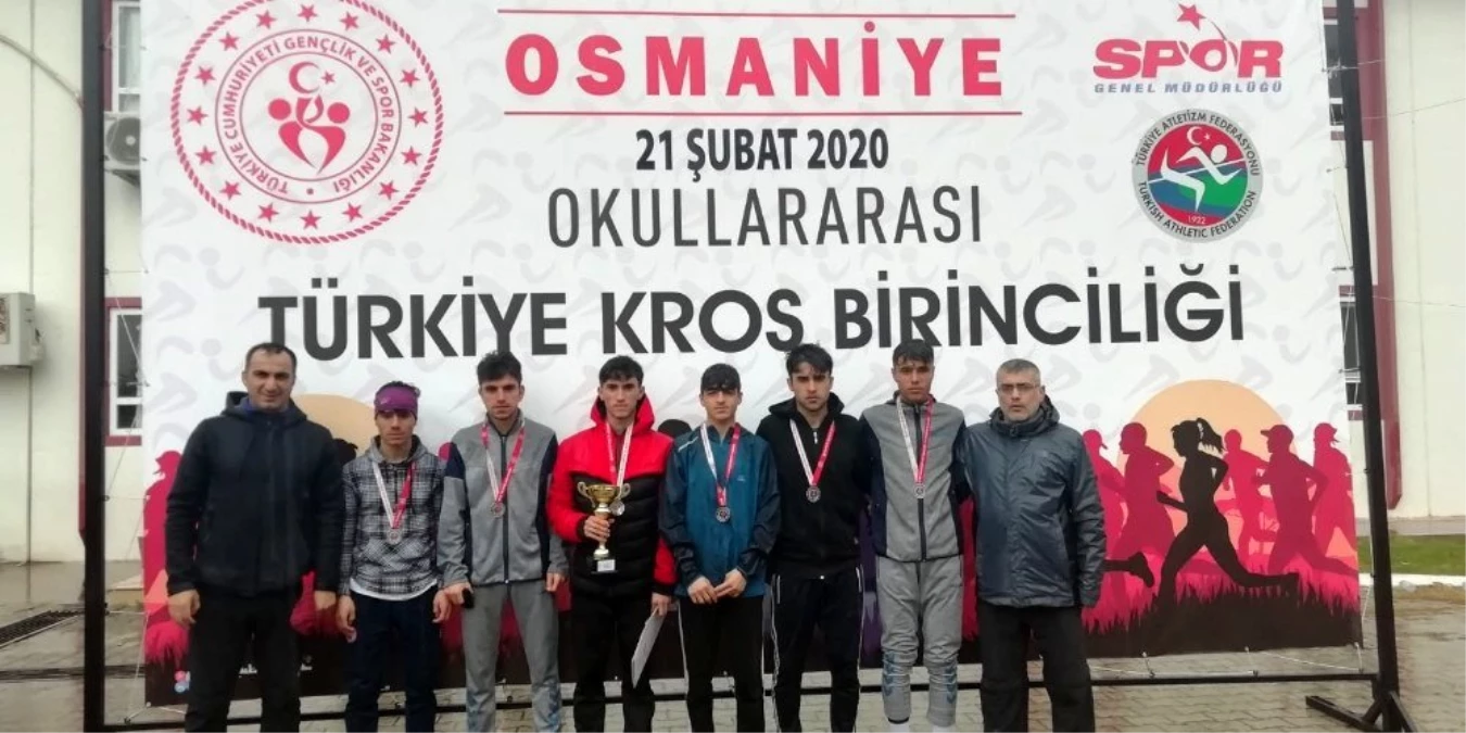 Erzurum Spor Lisesi ISF koştu