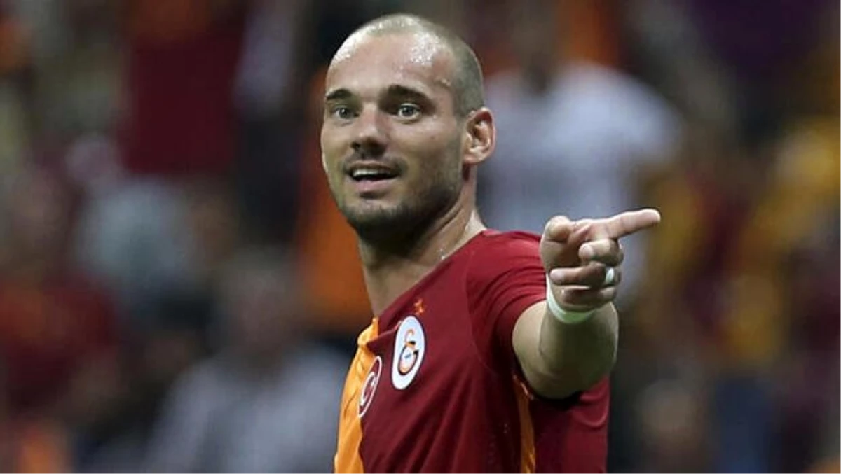 Galatasaray\'ın eski oyuncusu Wesley Sneijder\'den Fenerbahçelileri kızdıracak paylaşım