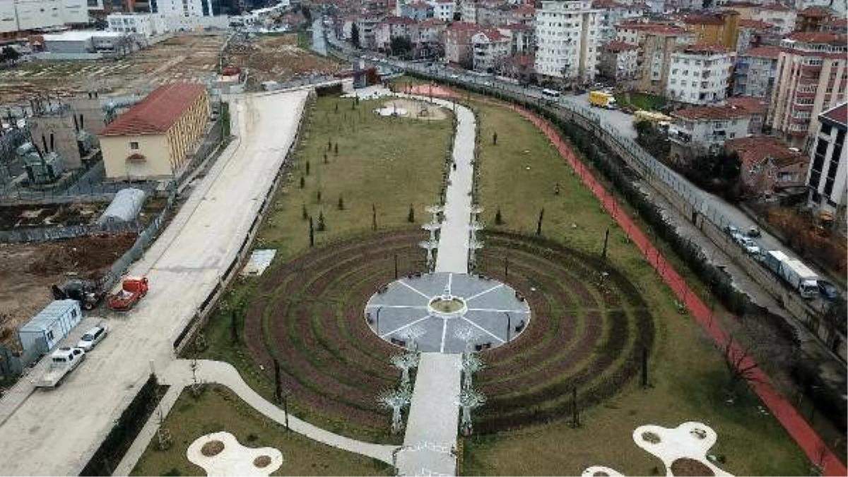 (Havadan fotoğraflarla) - Maltepe\'de Cumhuriyet Parkı şantiye alanına döndü