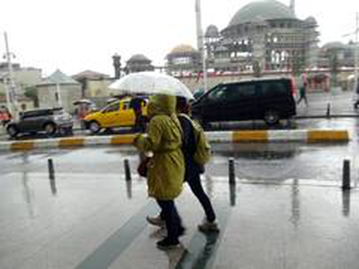 İstanbul\'da fırtına uyarısı