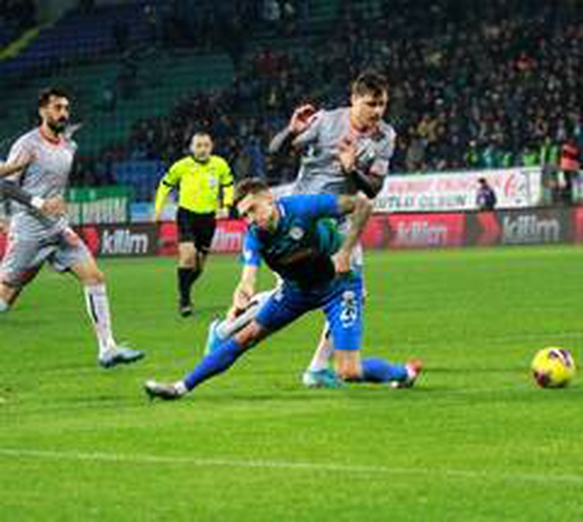 Süper Lig: Çaykur Rizespor: 0 - Medipol Başakşehir: 1