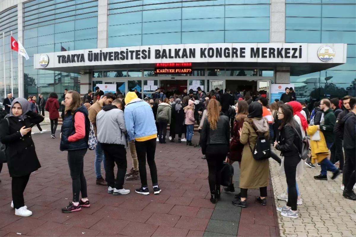 Üniversitelilere müjde: Kamuda staj dönemi