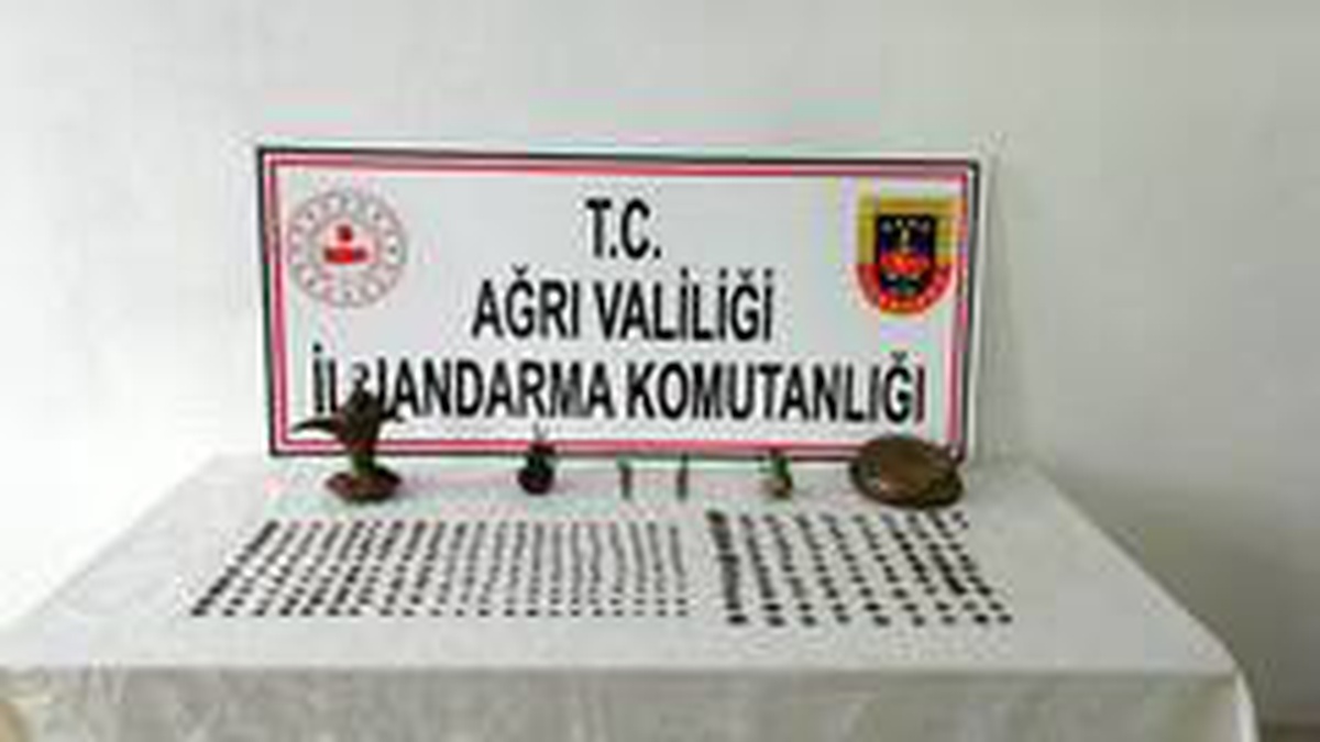 Ağrı\'da tarihi eser kaçakçılarına operasyon