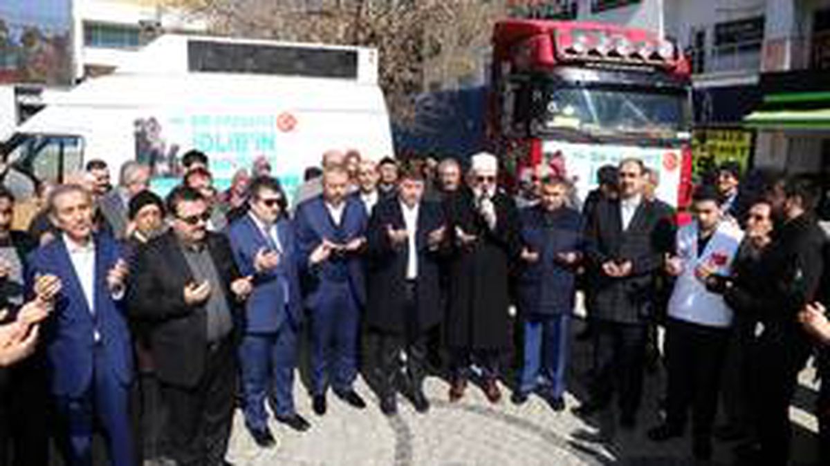 Aksaray\'dan İdlib\'e yardım malzemesi gönderildi