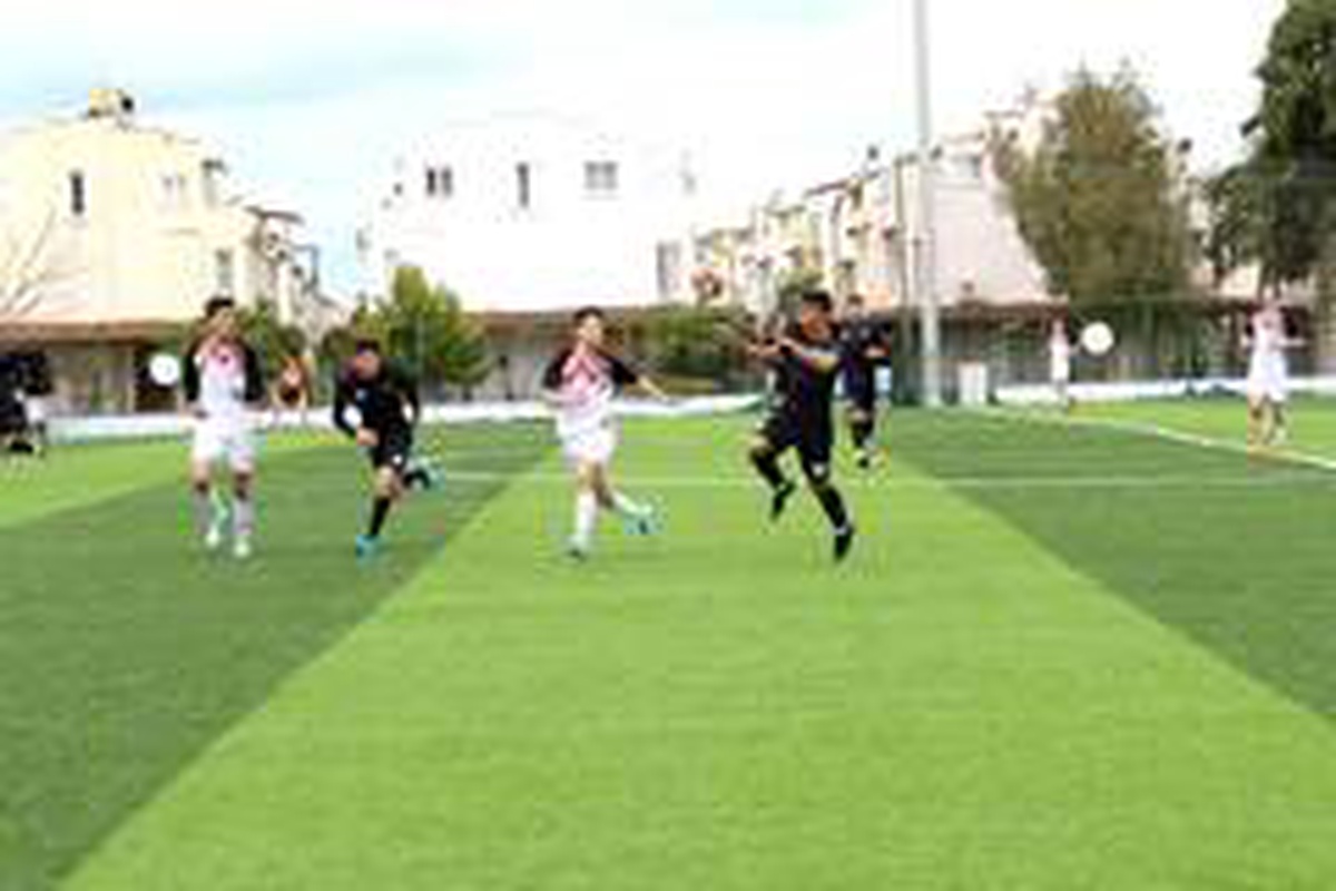 Futbol Grup Maçları Kuşadası\'nda tamamlandı