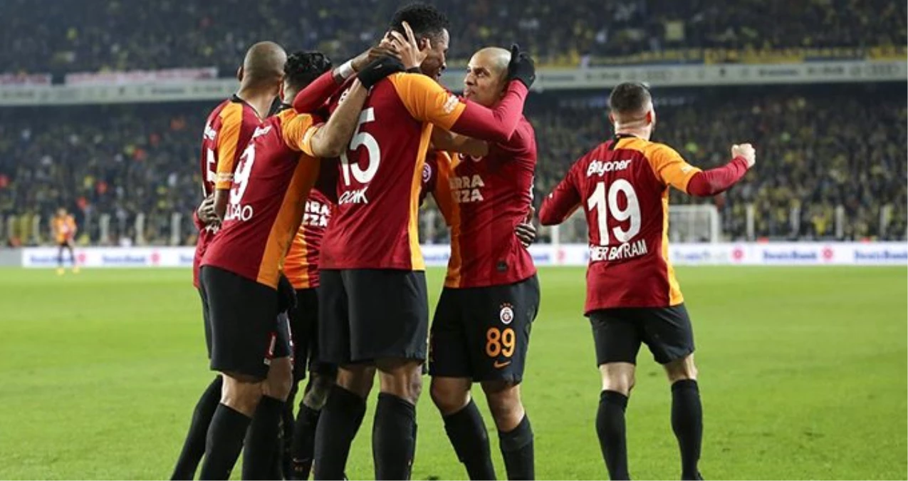 Galatasaray, Ozan Tufan\'ın söylediği "Böyle bir şey olabilir mi ya?" sözünü tişört yaptıracak