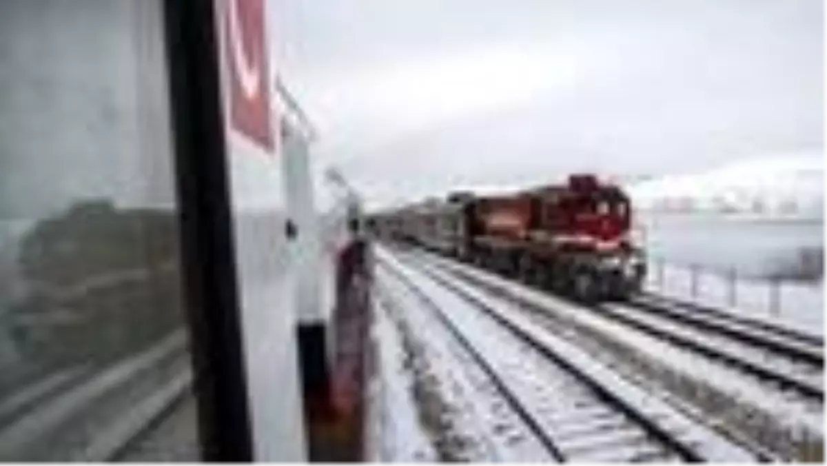 Her durağında farklı kültürü tanıtan Doğu Ekspresi\'ne ilgi artıyor