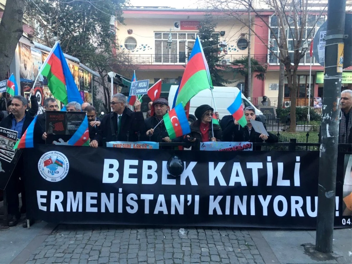 Hocalı katliamı Kadıköy\'de protesto edildi