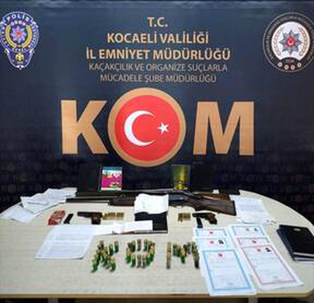 Kocaeli\'deki tefecilik operasyonunda 4 kişi tutuklandı