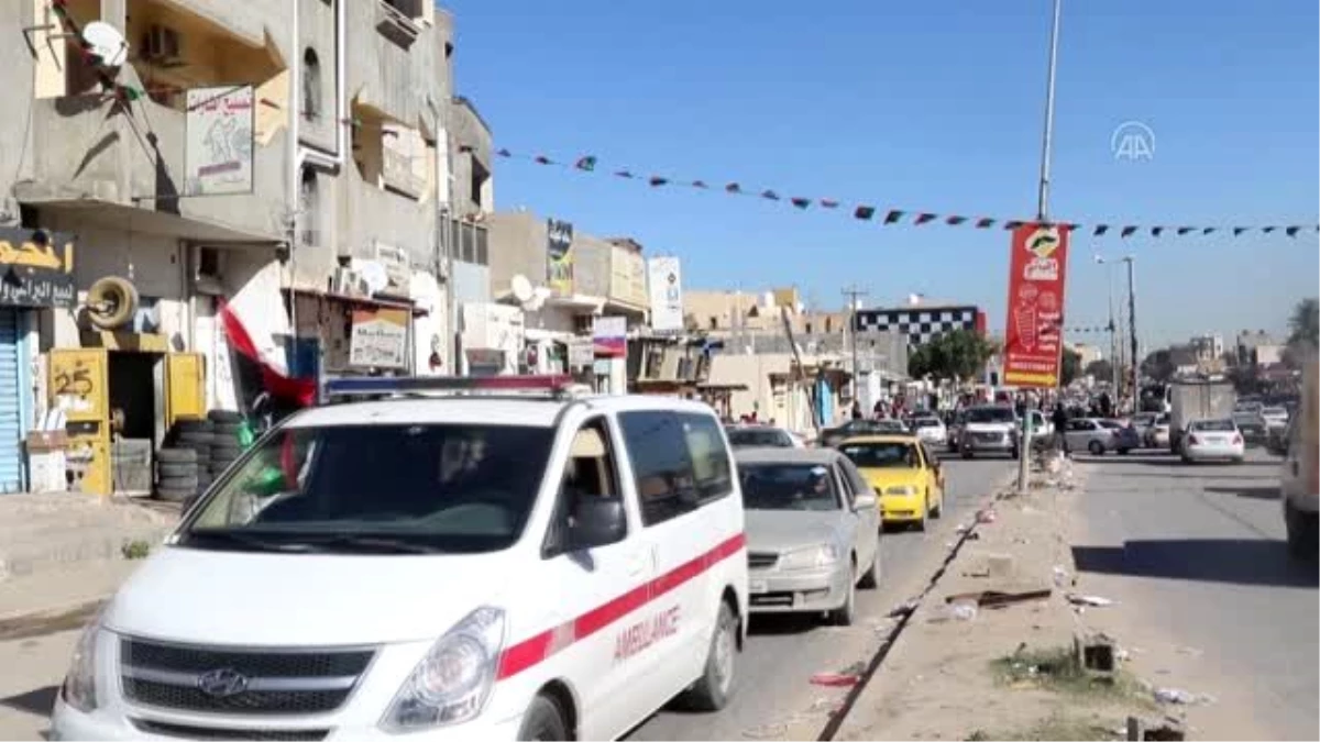 Libyalılar, Tacura kentinde devrimin 9. yıl dönümünü kutladı