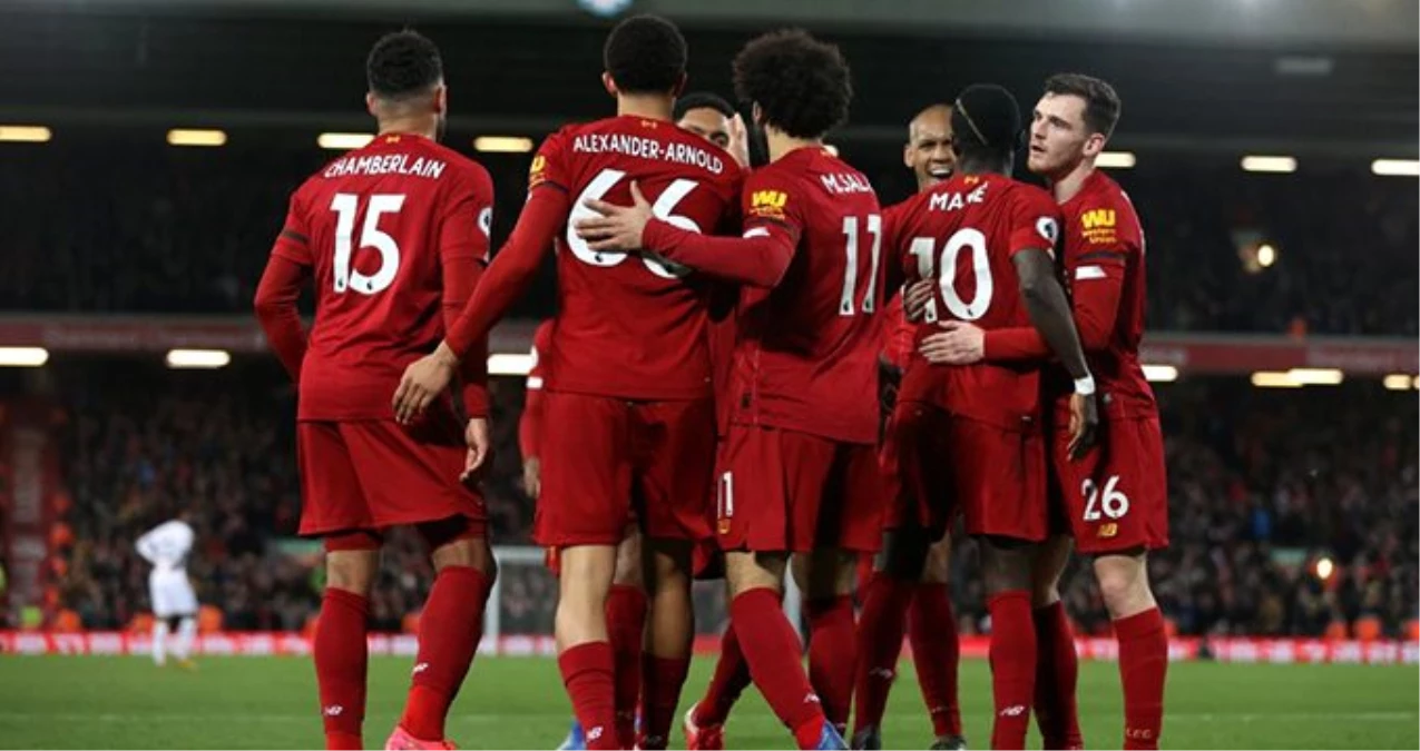 Liverpool, West Ham\'ı 3-2 yenerek Premier Lig\'de üst üste 18. galibiyetini aldı