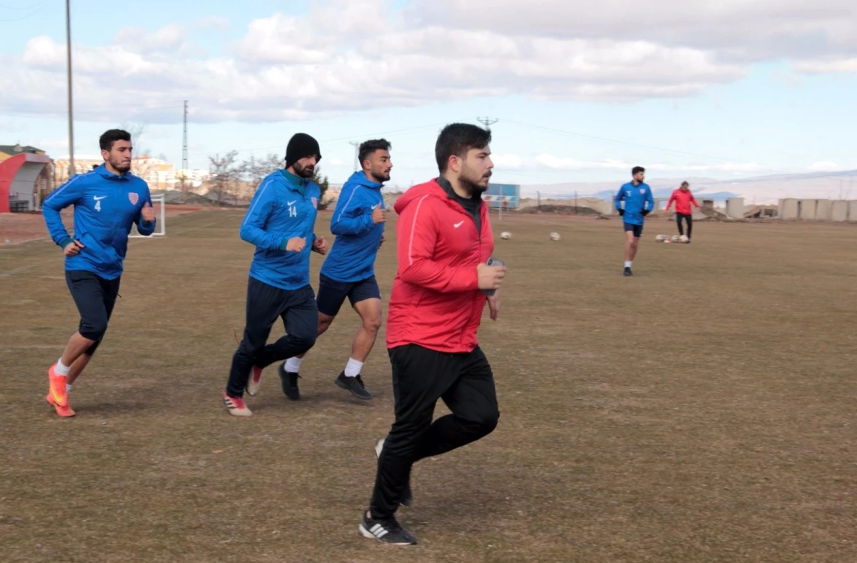 Nevşehir Belediye Spor, Gölcükspor maçına hazırlanıyor