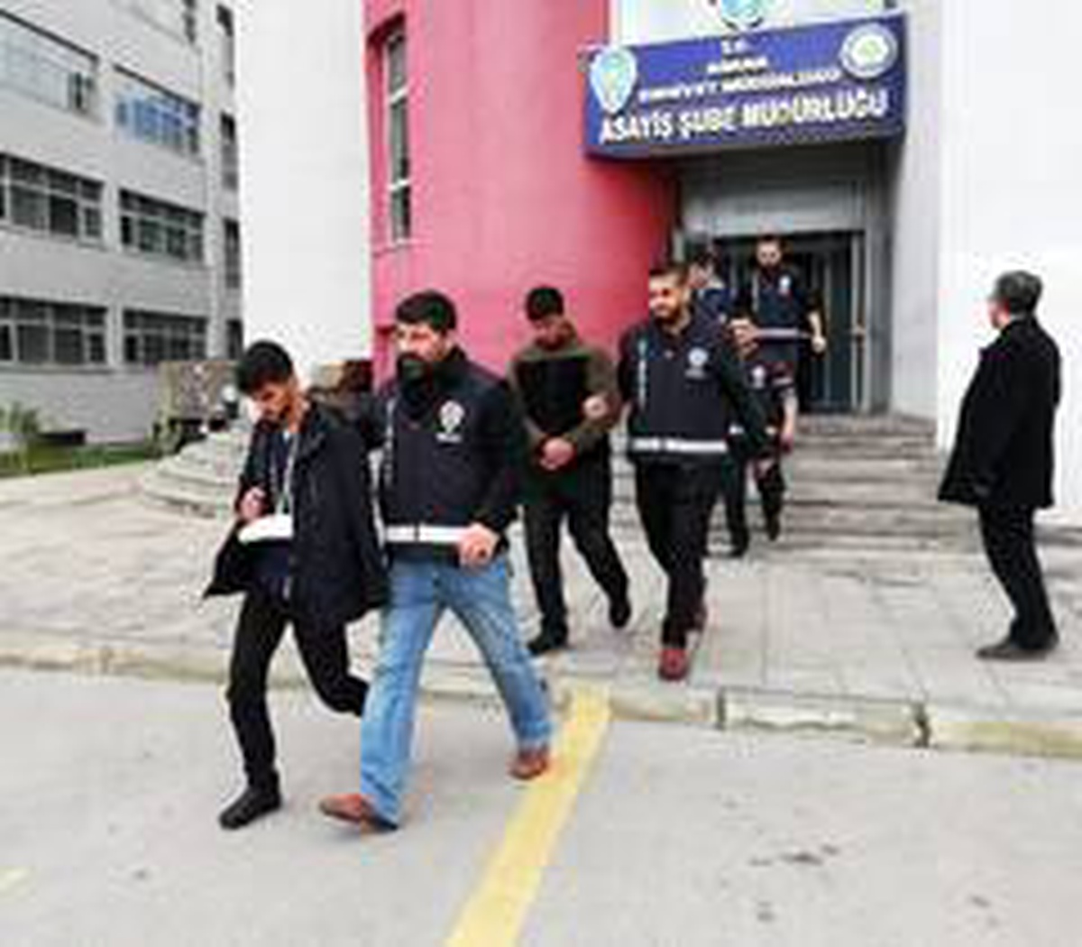 Otogardaki bagaj kavgasına 8 tutuklama