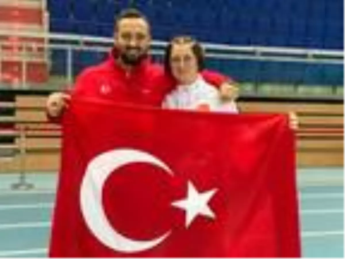 Özel sporcu Fatma Damla Altın, dünya şampiyonu oldu