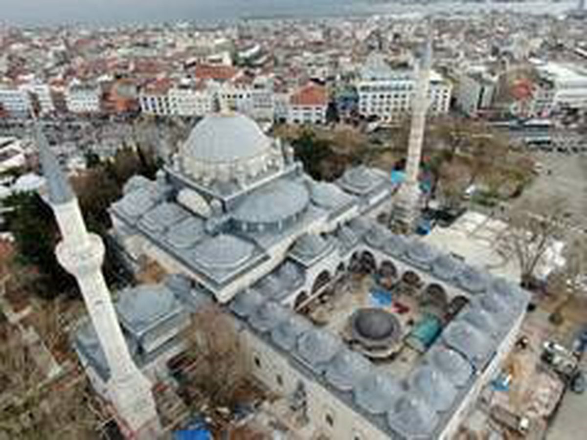 (Özel) Yeni Cami\'de çamaşırlı restorasyon