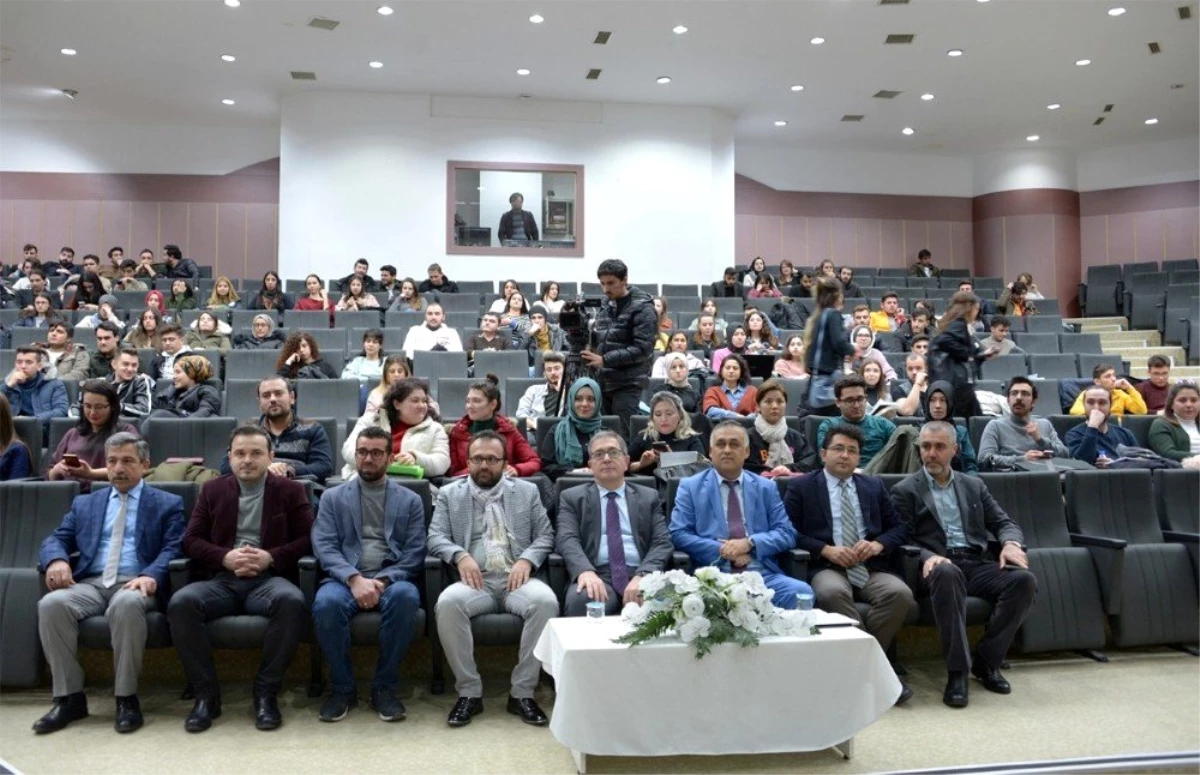 Selçuk\'ta "Seyyahlardan ve Selçuklu Matbahından Rehberlere Sesleniş" konferansı