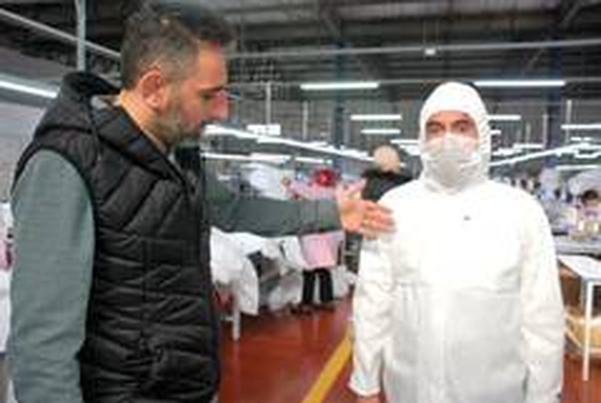 Türkiye\'den dünyaya "korona virüsü tulumu", siparişleri yetiştiremiyorlar