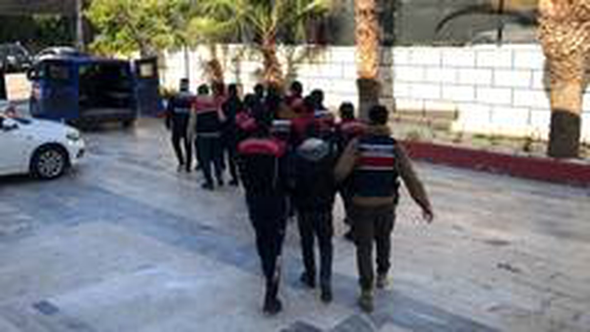 Uyuşturucu satıcılarına operasyon; 10 gözaltı