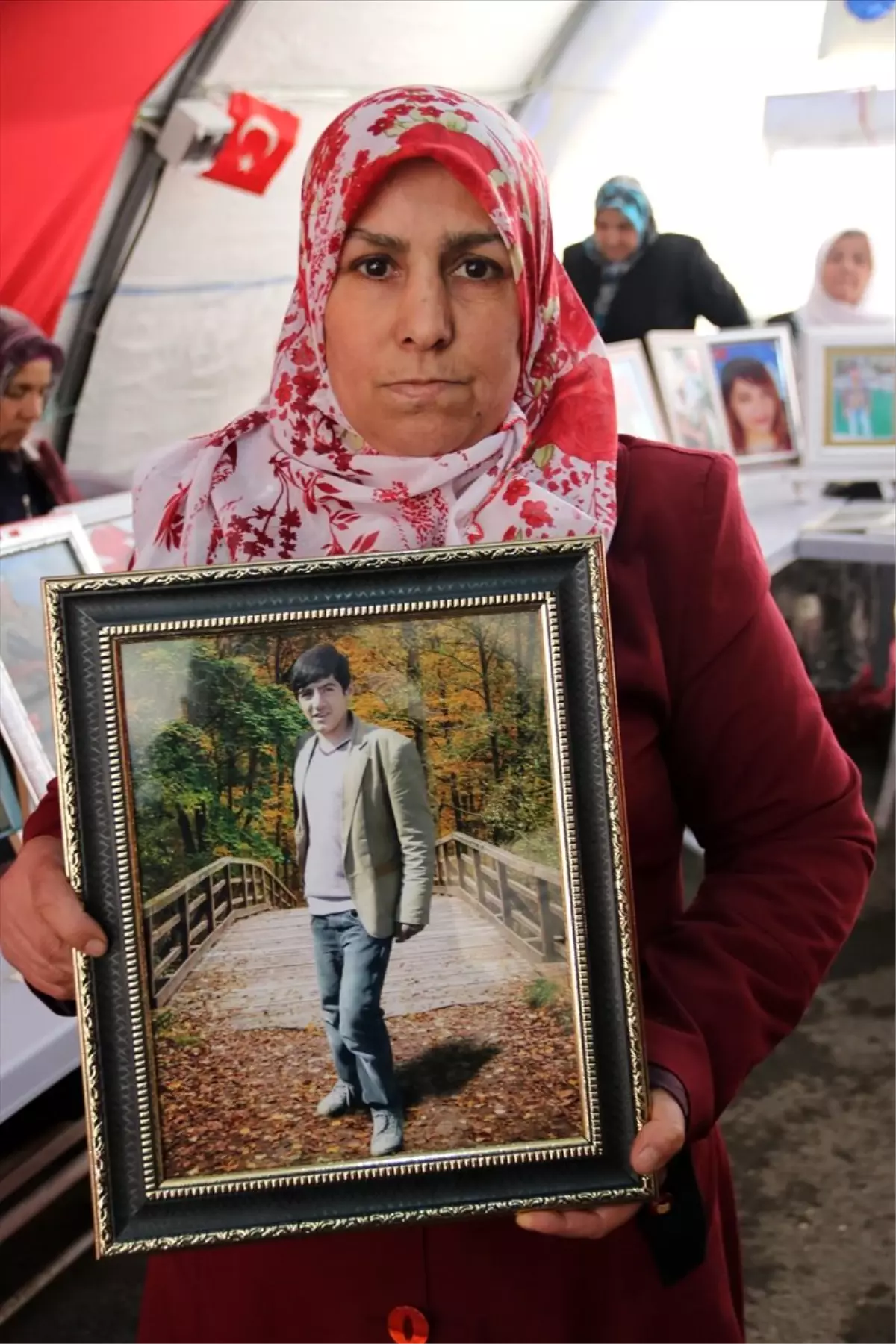 Diyarbakır annelerinin oturma eylemine bir aile daha katıldı