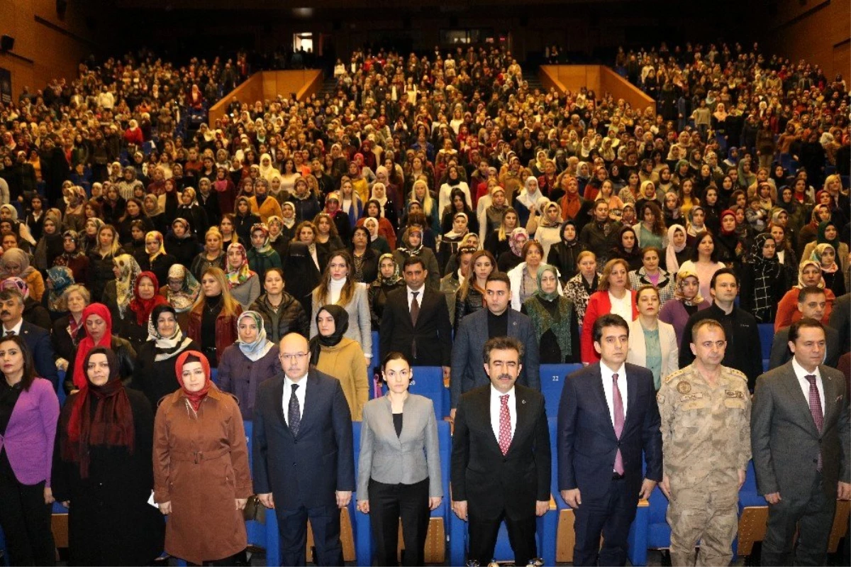 Diyarbakır\'da Güçlü Kadınlar Güçlü Yarınlar Projesi