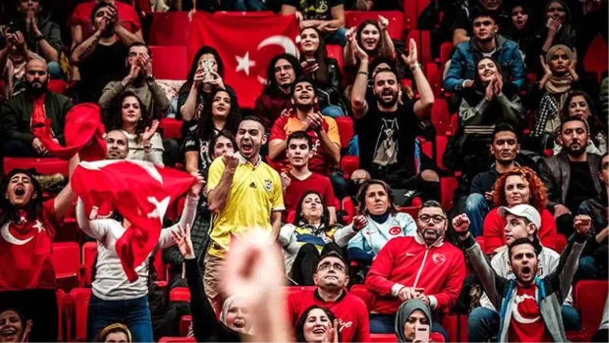 FIBA 2021 EuroBasket Elemeleri\'ne Türk taraftarlardan yoğun ilgi